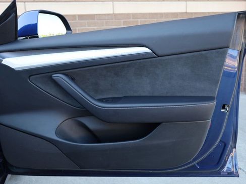 Used 2023 Tesla Model 3 Standard Range image 26