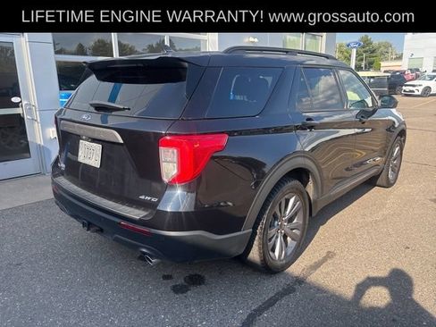 Used 2022 Ford Explorer XLT w/ XLT Sport Appearance Package AWD/4WD image 7