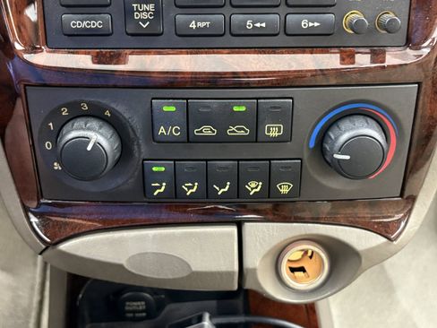 Used 2003 Hyundai Sonata GLS FWD image 16