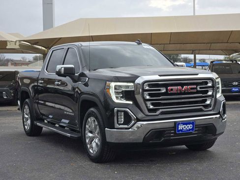 Used 2021 GMC Sierra 1500 SLT image 2