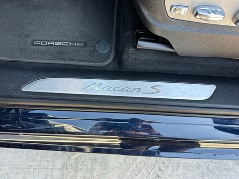 Used 2023 Porsche Macan S image 24