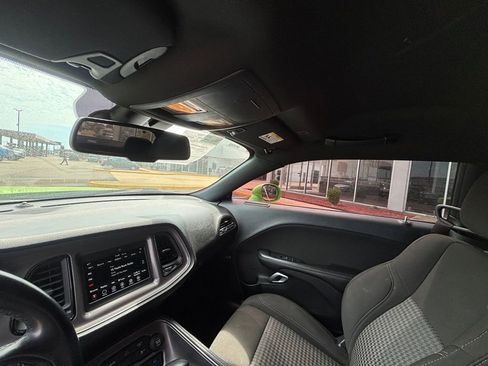 Used 2023 Dodge Challenger SXT image 24