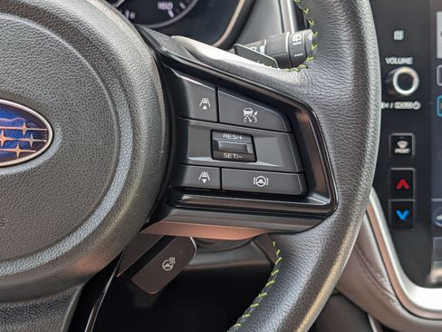 Used 2025 Subaru Outback Onyx Edition AWD/4WD image 30