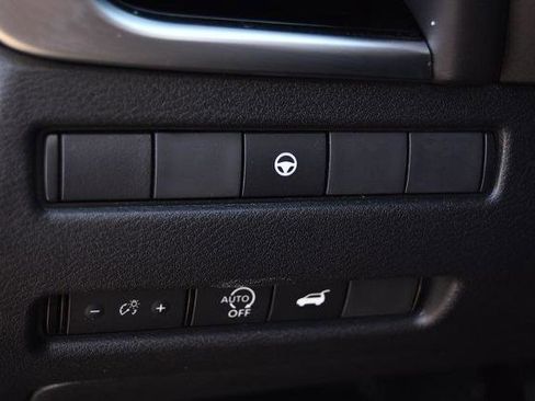 Certified 2024 Nissan Rogue SL image 11