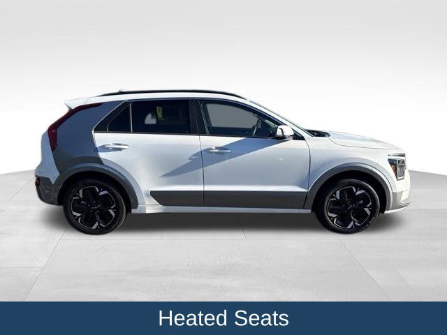Used 2024 Kia Niro Wave w/ Wave Preserve Package FWD image 10