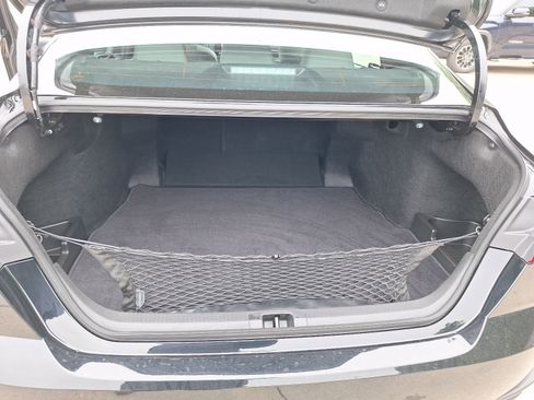 Used 2025 Toyota Camry SE FWD image 37