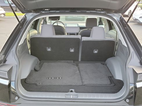 Used 2024 Hyundai Ioniq 5 SE image 18