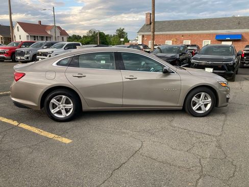Used 2023 Chevrolet Malibu LT FWD image 25