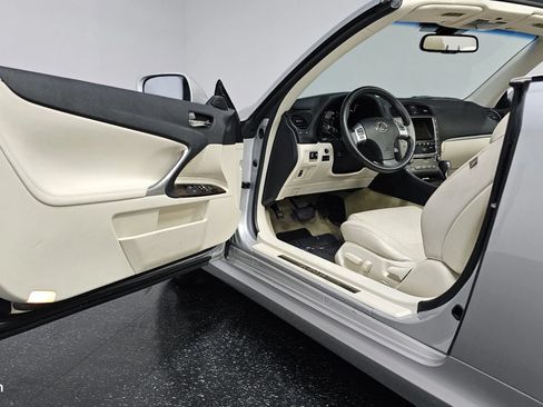 Used 2011 Lexus IS 250C RWD image 8
