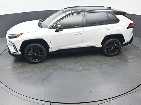 Used 2023 Toyota RAV4 XSE AWD/4WD image 42