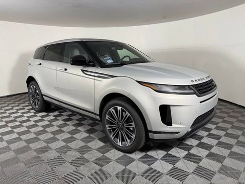 Used 2026 Land Rover Range Rover Evoque S image 11