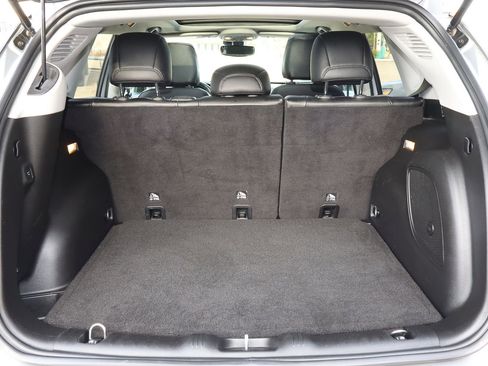 Used 2022 Jeep Compass Latitude w/ Sun and Sound Group image 19