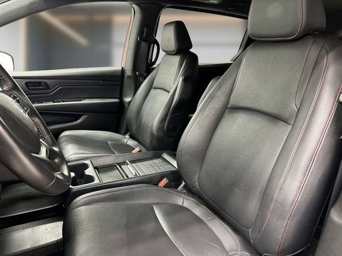Used 2024 Honda Odyssey Sport image 7