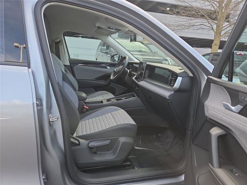 New 2026 Volkswagen Tiguan S image 27