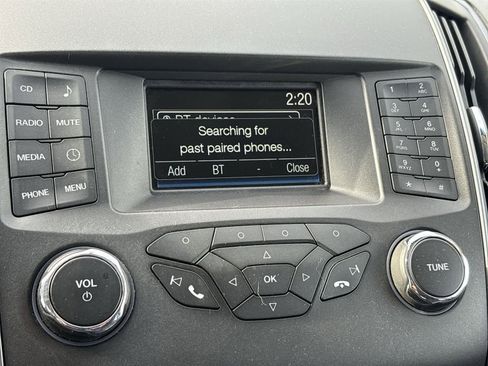 Used 2018 Ford Edge SE FWD image 33