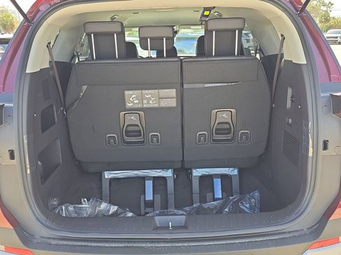 New 2026 Kia Carnival FWD image 10
