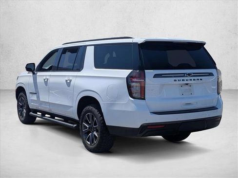 Used 2021 Chevrolet Suburban Z71 AWD/4WD image 7