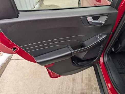 Used 2024 Ford Escape ST-Line image 21