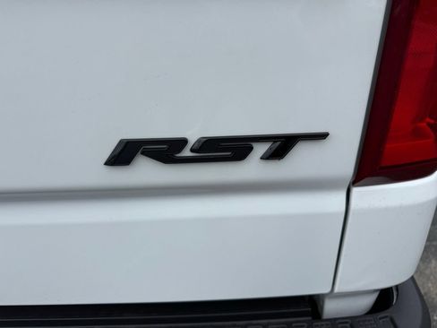 Used 2026 Chevrolet Silverado 1500 RST w/ Redline Edition RWD image 5