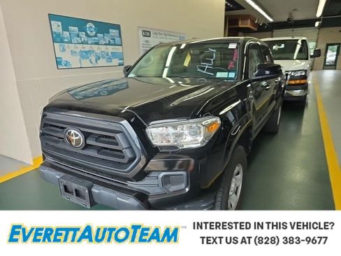 Used 2022 Toyota Tacoma SR AWD/4WD image 1
