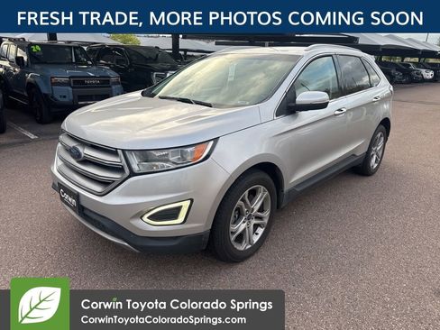 Used 2016 Ford Edge Titanium w/ Technology Package AWD/4WD image 3