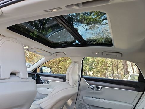 Used 2024 Volvo S90 B6 Ultimate AWD/4WD image 22
