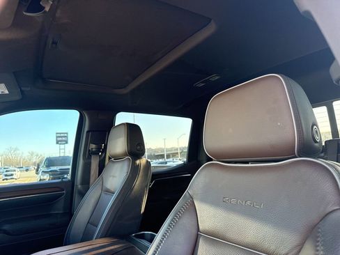 Used 2024 GMC Sierra 1500 Denali w/ Denali Reserve Package image 10