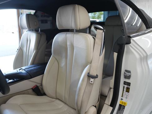 Used 2013 BMW 640i Convertible RWD image 34