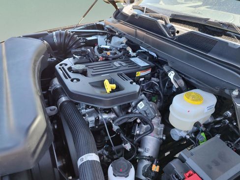 New 2025 RAM 2500 Limited image 33