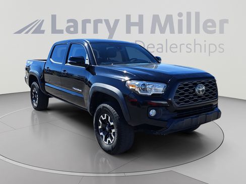Used 2021 Toyota Tacoma TRD Off-Road w/ Technology Package AWD/4WD image 7