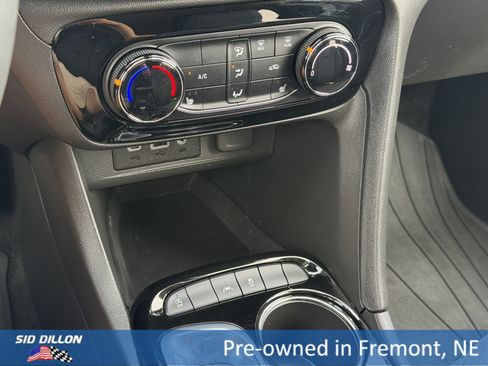 Certified 2023 Buick Encore GX Preferred w/ Cold Weather Comfort Package FWD image 10
