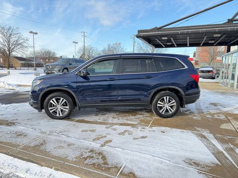Used 2017 Honda Pilot EX image 8