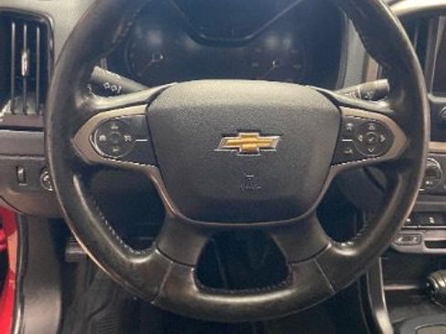 Used 2017 Chevrolet Colorado Z71 RWD image 18