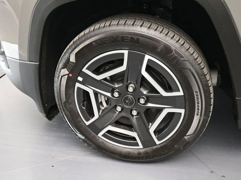 New 2026 Jeep Cherokee Laredo image 25