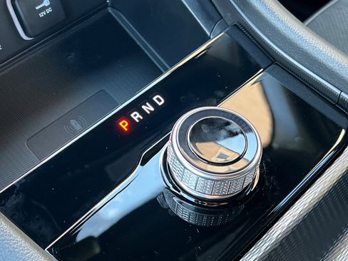 New 2025 Jeep Grand Cherokee Altitude image 21