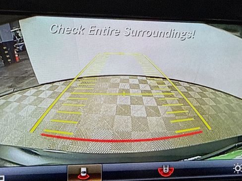 Used 2016 Mercedes-Benz C 300 4MATIC Sedan image 19