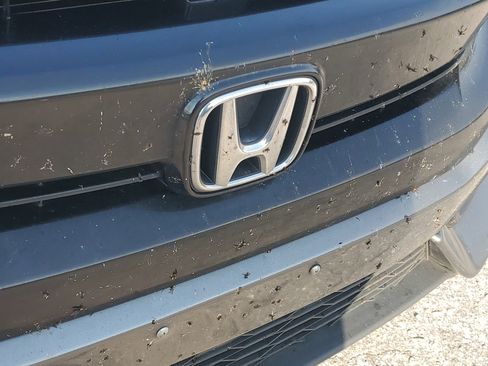 Used 2018 Honda Civic EX image 3