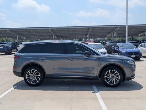 Used 2021 Lincoln Corsair FWD w/ Equipment Group 101A image 6