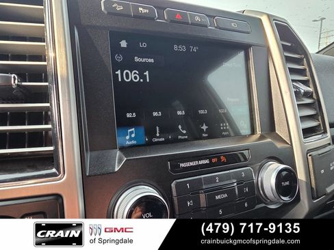 Used 2017 Ford F150 Platinum w/ Equipment Group 701A Luxury AWD/4WD image 16