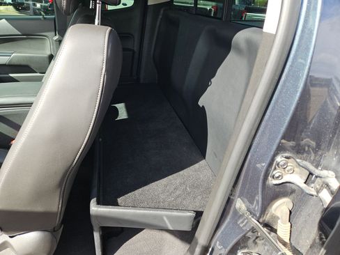 Used 2019 Chevrolet Colorado ZR2 image 18