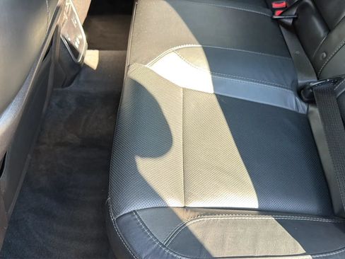 Used 2016 Dodge Charger R/T w/ Plus Group RWD image 39