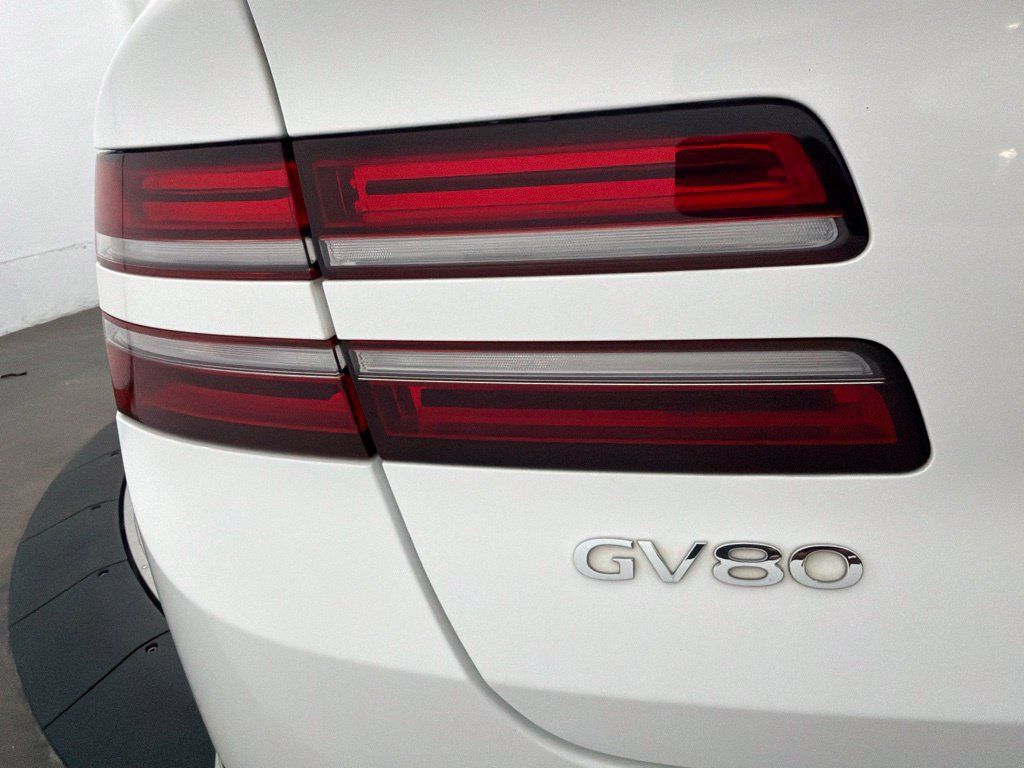 Used 2023 Genesis GV80 2.5T w/ Prestige Package AWD/4WD image 10