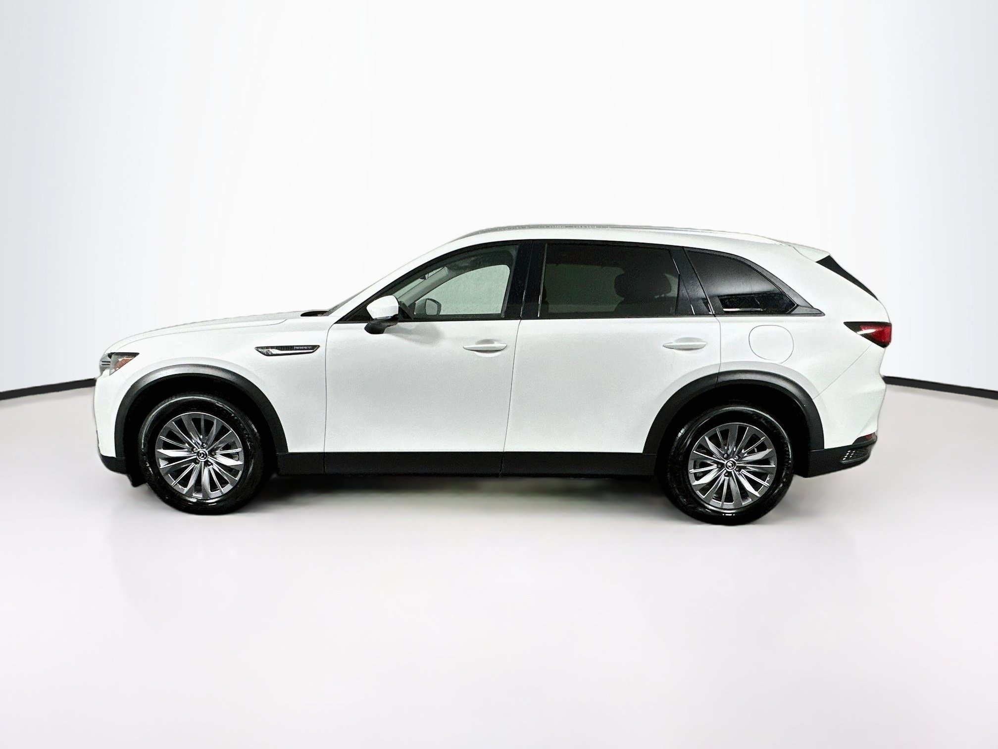 Used 2024 MAZDA CX-90 Plug-In Hybrid w/ Preferred AWD/4WD image 4