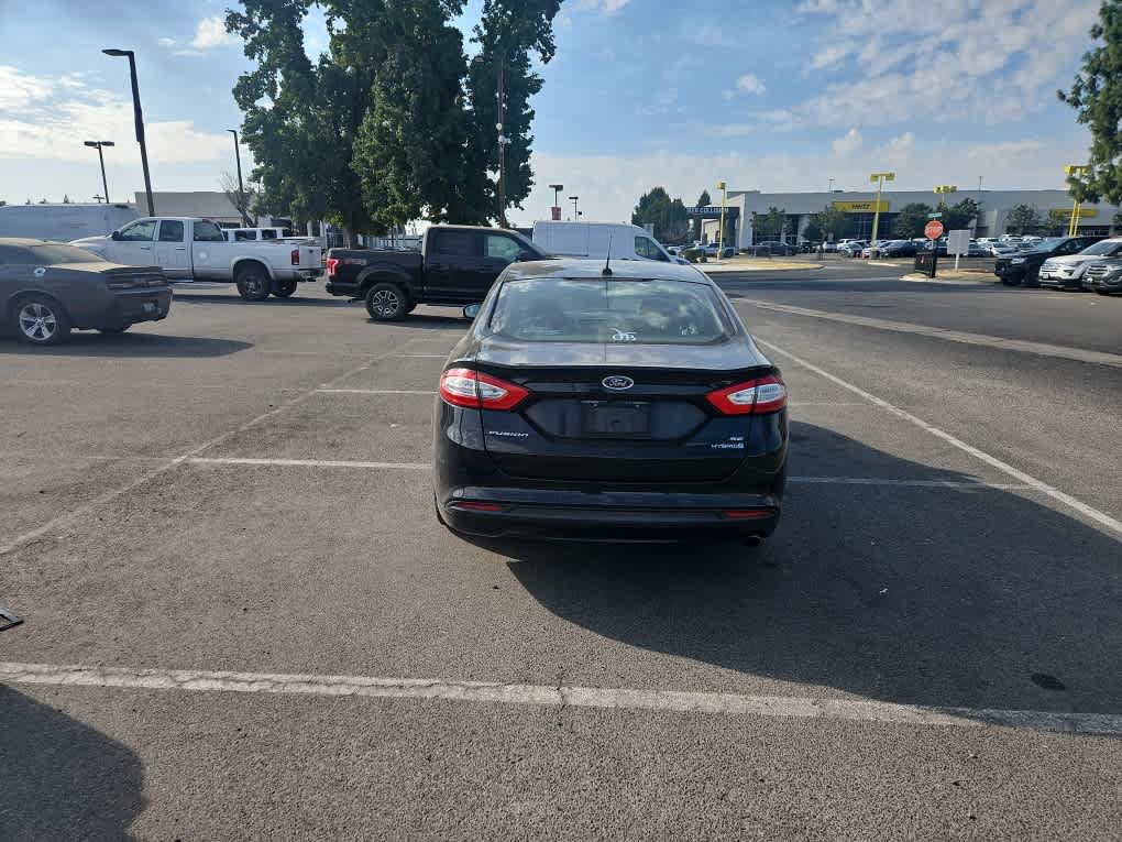 Used 2013 Ford Fusion SE FWD image 6