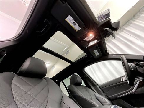 Used 2026 BMW X5 xDrive40i AWD/4WD image 22