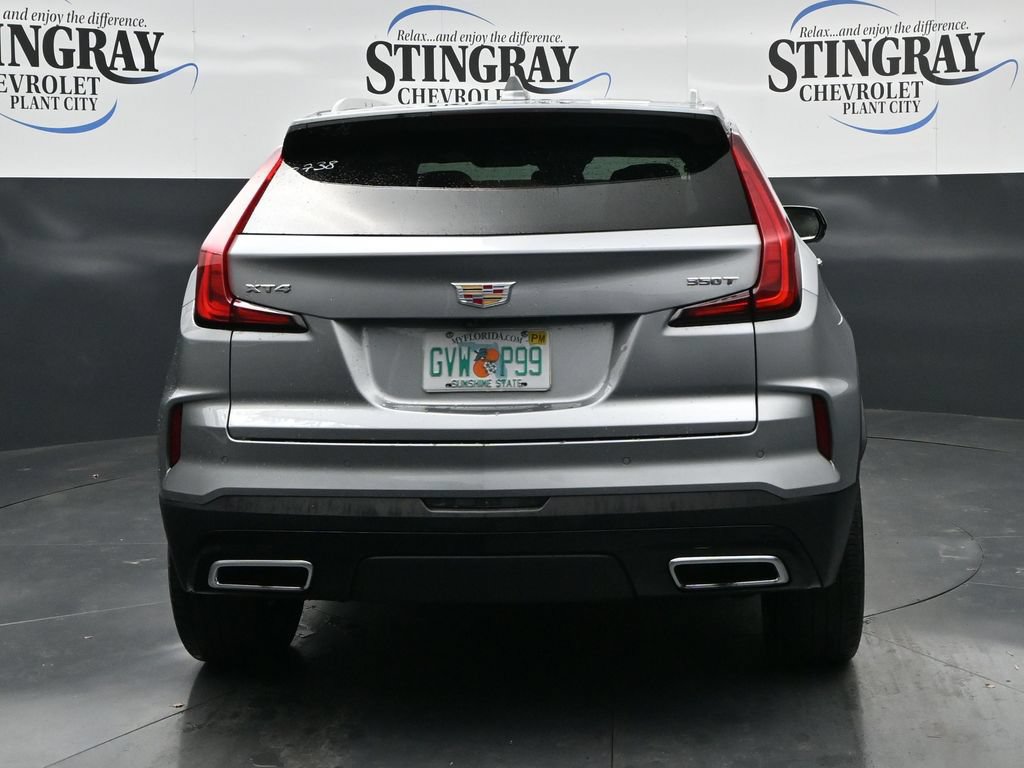 Used 2025 Cadillac XT4 Premium Luxury FWD image 8