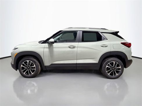 New 2026 Chevrolet TrailBlazer LT image 11