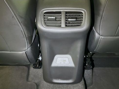 Certified 2025 Buick Envision Sport Touring AWD/4WD image 24