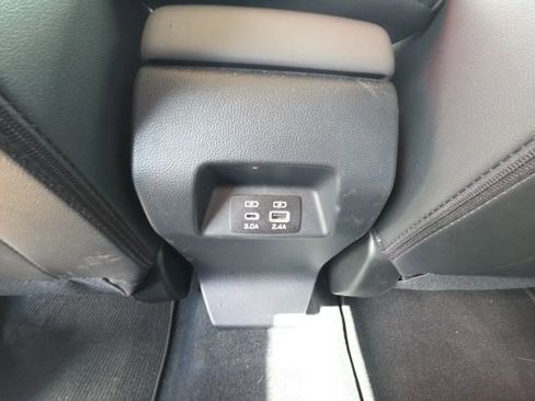 Used 2024 Subaru Crosstrek 2.0i Premium image 25