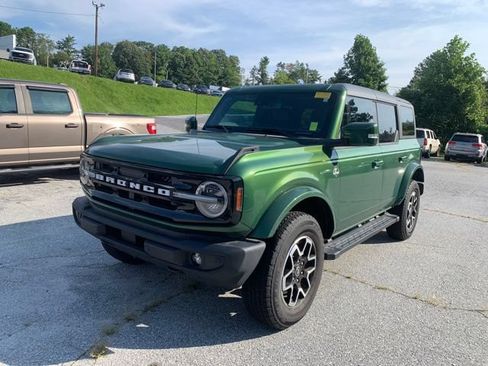 Used 2024 Ford Bronco Outer Banks AWD/4WD image 4